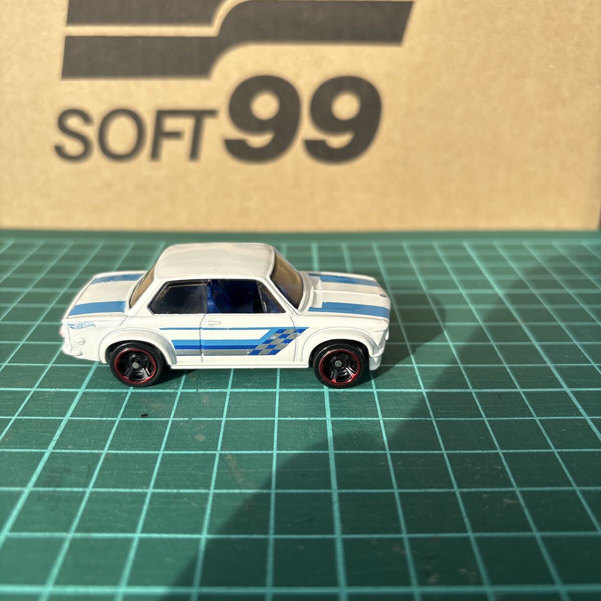 Hot Wheels BMW 2002 ジャンク扱い_画像5