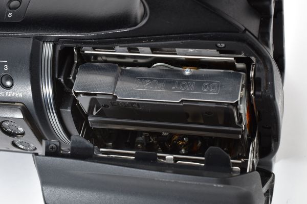 Sony SONY HVR-Z5J/1 видео камера #5626