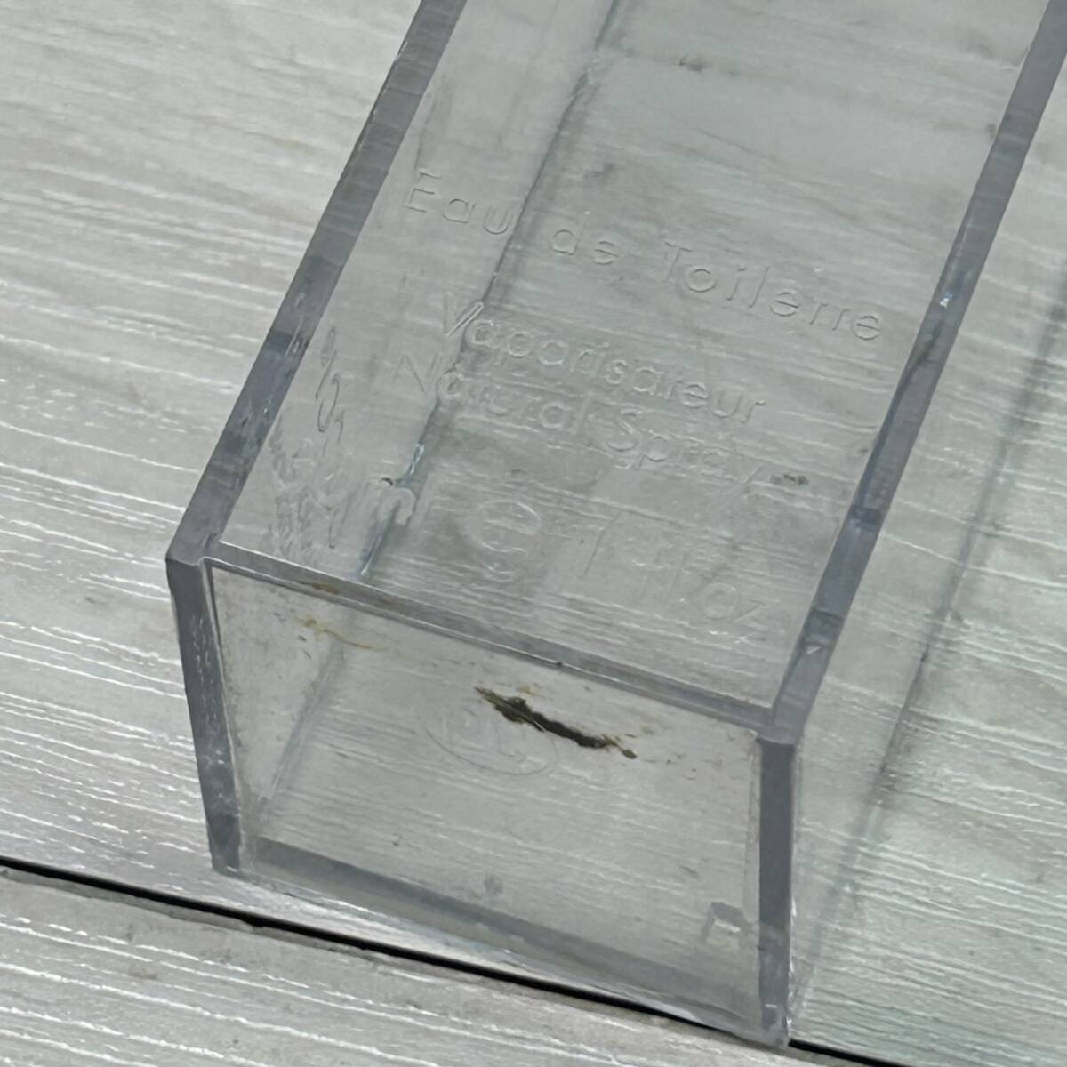 【YH-4081】保管品 GUCCI グッチ ENVY エンヴィ 香水 30ml オードトワレ 香水 スプレータイプ フランス フレグランス 残9割 _画像6