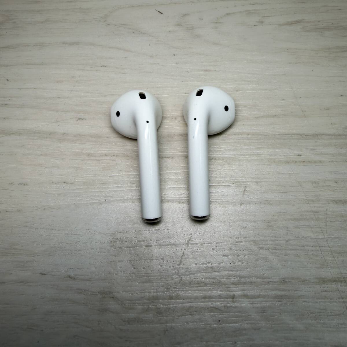 ●【YH-4153】中古品 AirPods 第1世代 MMEF2J/A A1523 A1722 A1602 ワイヤレスイヤホン Apple アップル 【レタパ可能】_画像3
