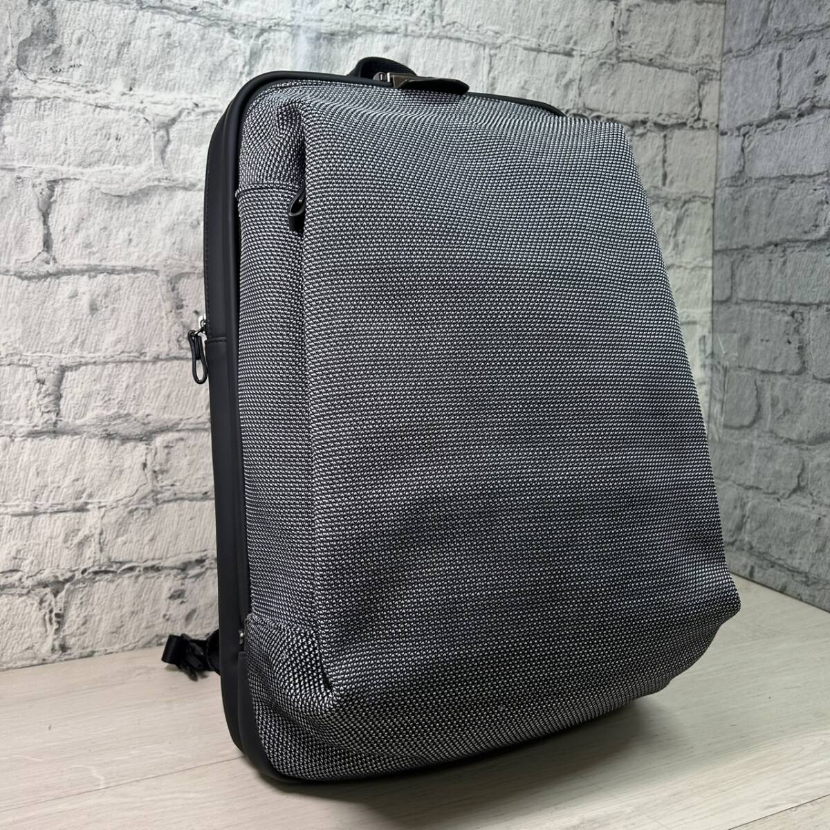 【YH-4184】中古美品 ARTPHERE アートフィアー FRAME Works リュック/バックパック _画像1