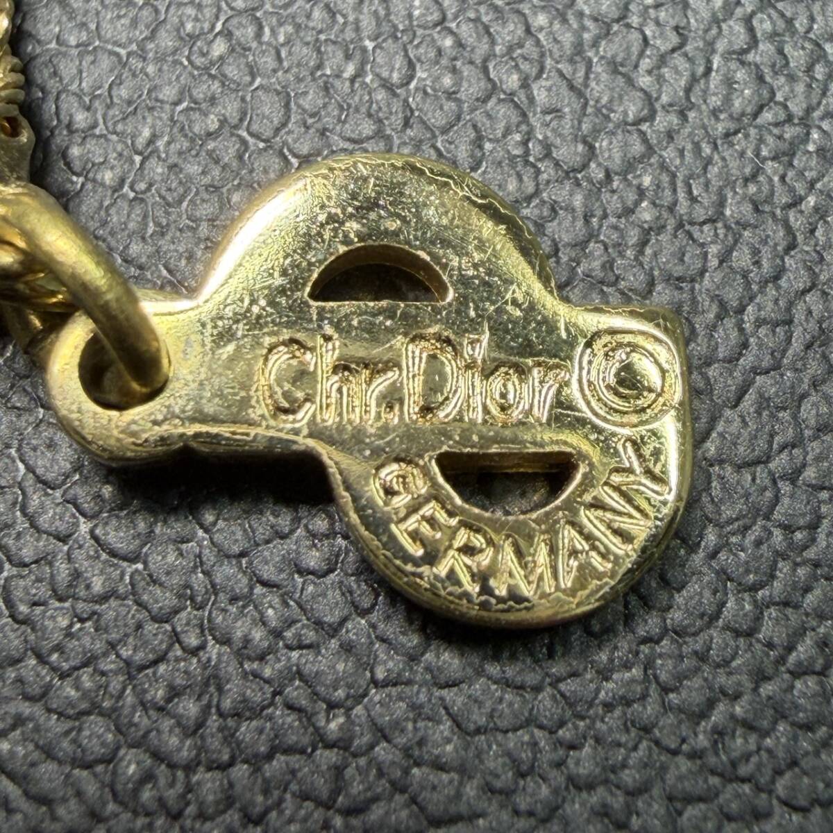 ●【YH-4199】保管品 Christian Dior クリスチャンディオール ネックレス ペンダント ゴールドカラー ラインストーン ノット アクセサリー_画像8