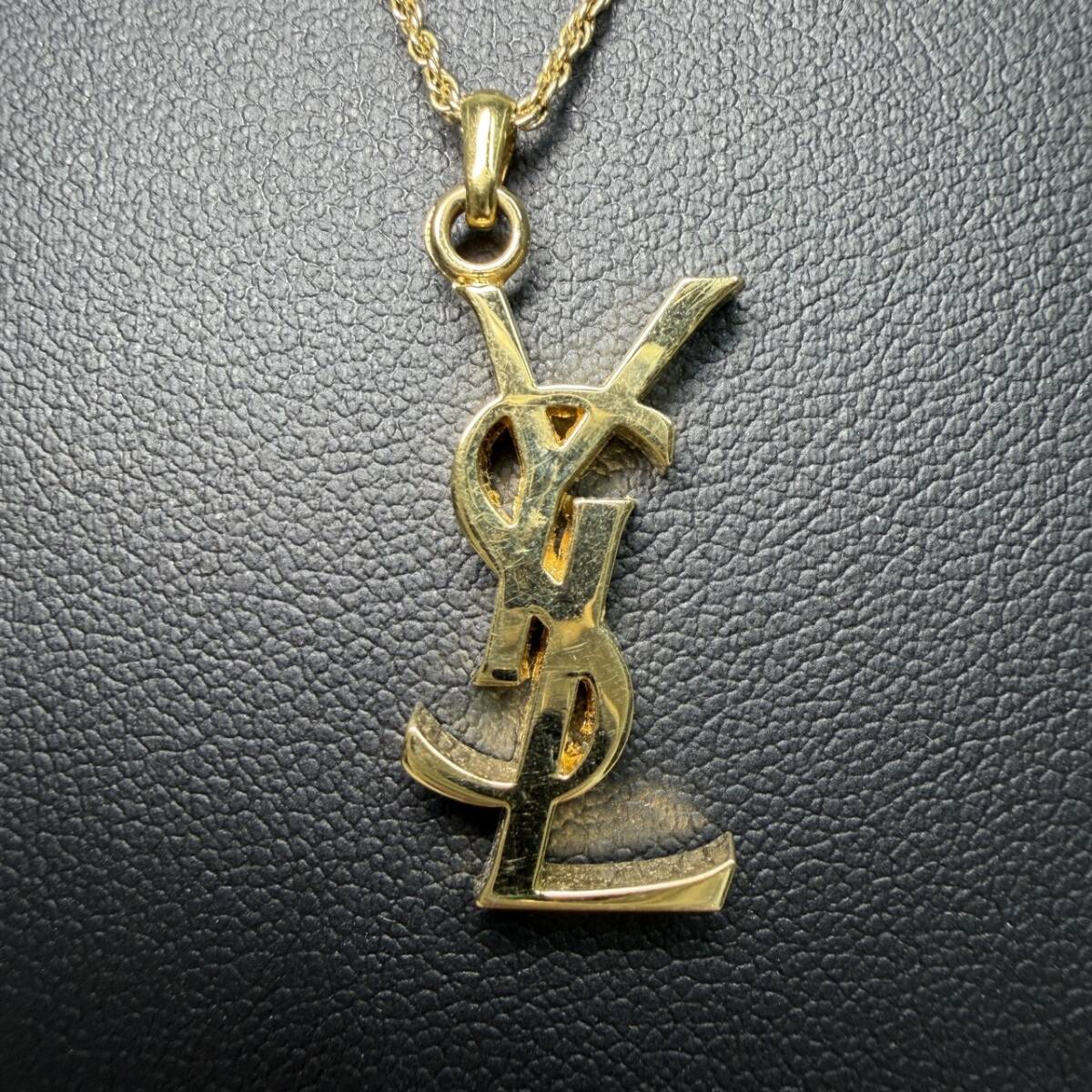 【YH-4192】保管品 Yves Saint Laurent イヴサンローラン ネックレス ペンダントトップ YSL ゴールド ネックレス アクセサリー ジュエリー _画像4