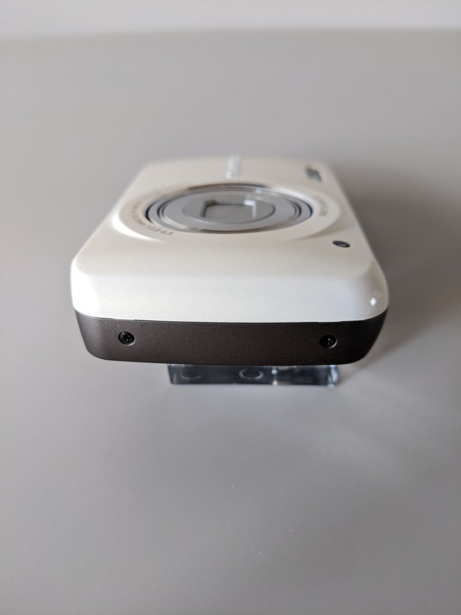 OLYMPUS Olympus компактный цифровой фотоаппарат VH-210