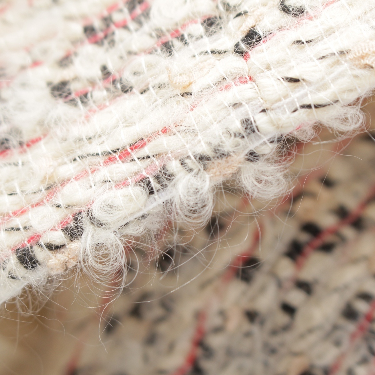 セリーヌ 22-23AW ウール モヘア ツイード クロップド 金ボタン ノーカラージャケット 2V83I389T マルチカラー 36【中古】_画像9