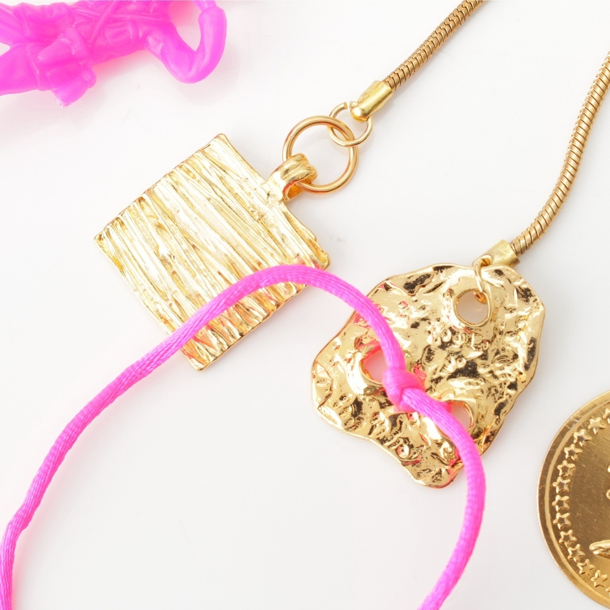 コムデギャルソンオムプリュス Judy Blame ジュディブレイム GP 兵隊 アクセサリー PO-K705-051-1-1 ピンク ゴールド【中古】_画像6