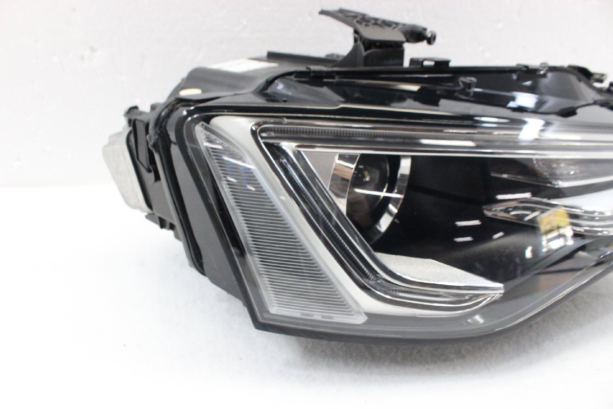 美品/破損無　アウディ　A5　8T　後期型　ヘッドライト　右　右側　キセノン　HID　8T0941006D　374886_画像5