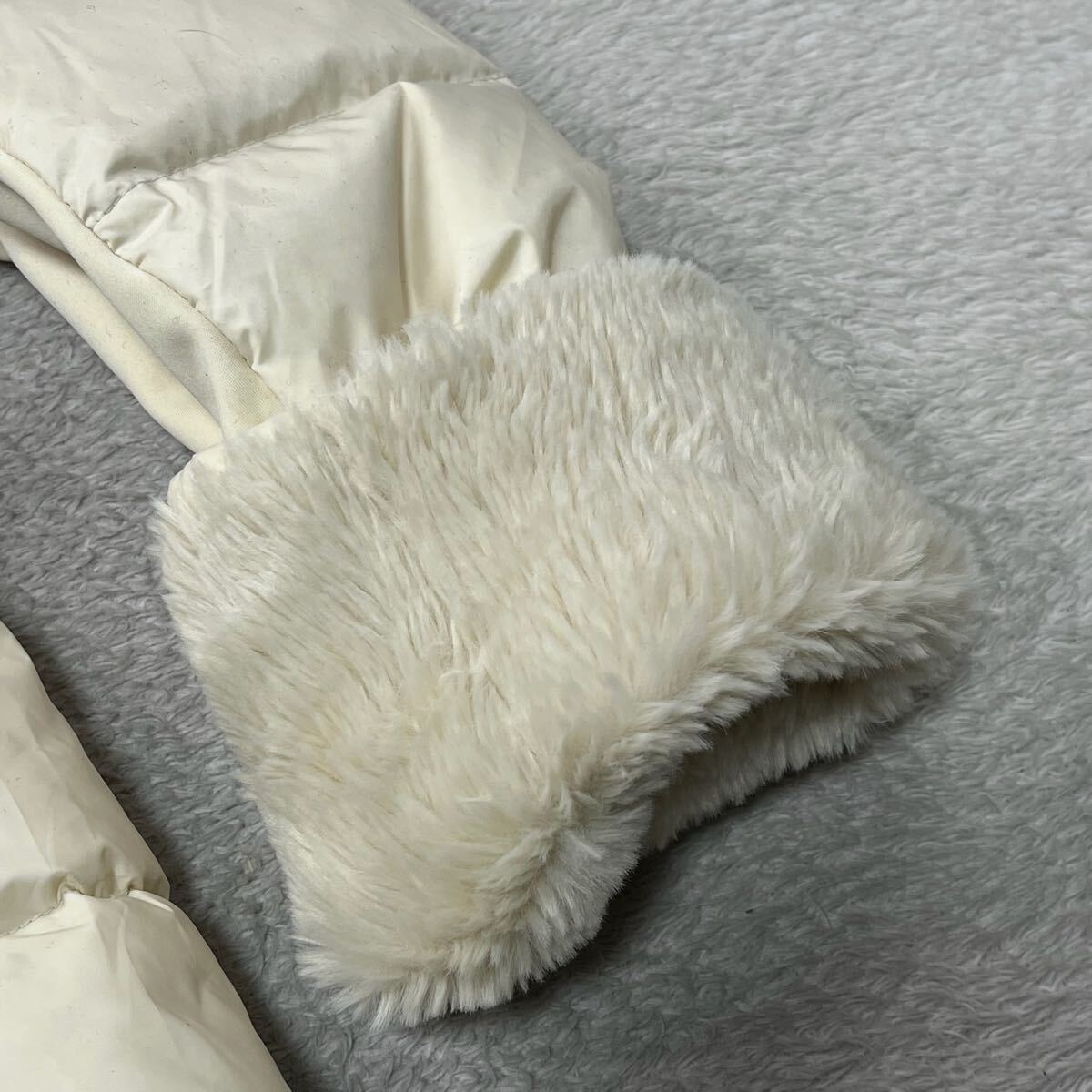 FILA GOLF フィラゴルフ ダウンジャケット ダウンコート ホワイト フード着脱可 ジップアップ LL ダウン80% フェザー20% フェイクファー_画像9