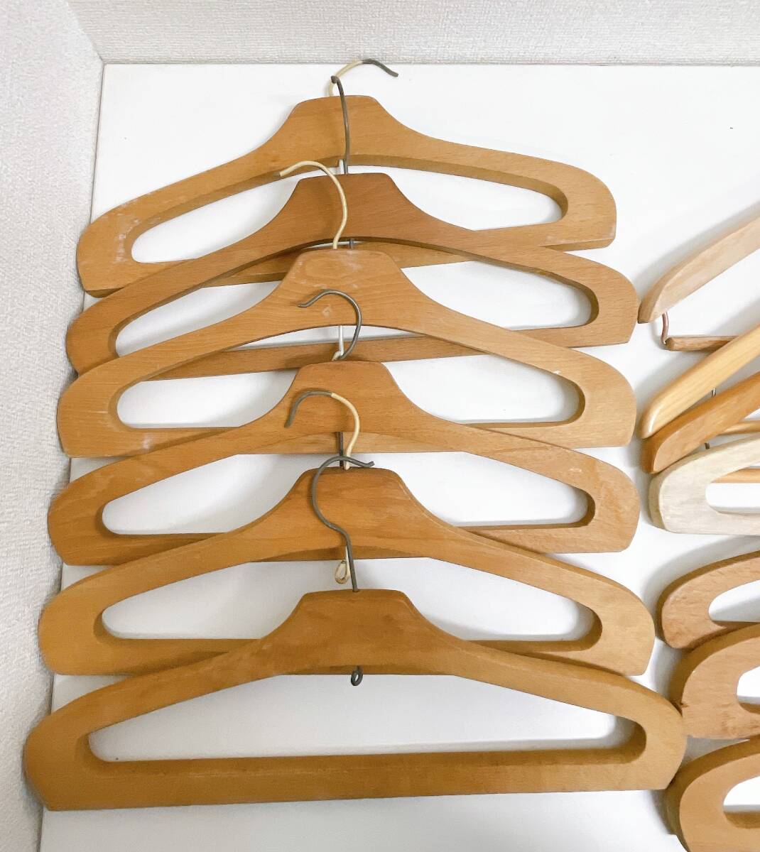 【ビンテージ 木製 ハンガー本 13本 まとめ売り】パンツ インテリア 洋服掛け スーツ レトロ/コレクション/T76-473_画像4