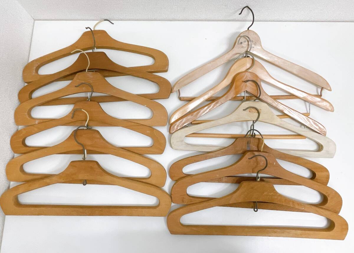 【ビンテージ 木製 ハンガー本 13本 まとめ売り】パンツ インテリア 洋服掛け スーツ レトロ/コレクション/T76-473_画像1