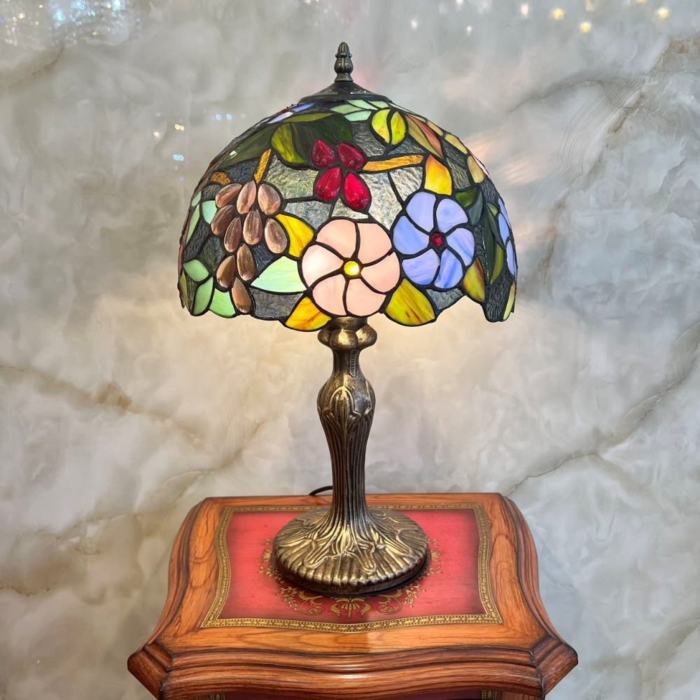 [LED имеется!] красивый дизайн витражное стекло изделия из стекла LED настольный свет настольная подставка настольный светильник подставка свет настольное освещение дешевый 