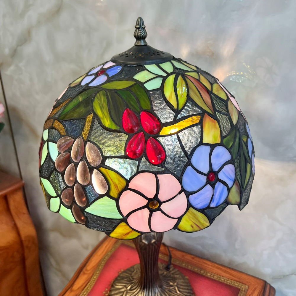 [LED имеется!] красивый дизайн витражное стекло изделия из стекла LED настольный свет настольная подставка настольный светильник подставка свет настольное освещение дешевый 