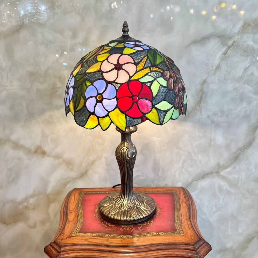 [LED имеется!] красивый дизайн витражное стекло изделия из стекла LED настольный свет настольная подставка настольный светильник подставка свет настольное освещение дешевый 