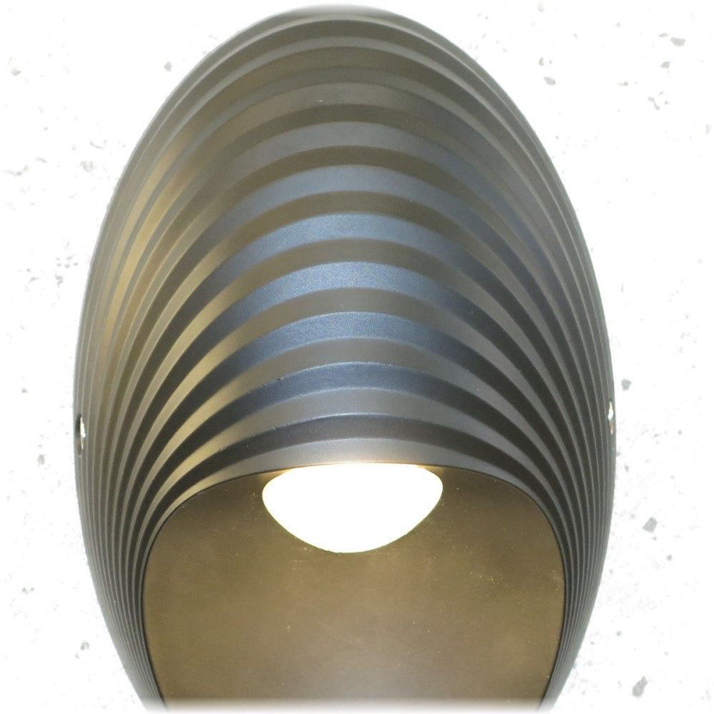 【送料無料！】★超激安即決！★新品・LED付きおしゃれな 足元灯 デザインブラケット_画像2