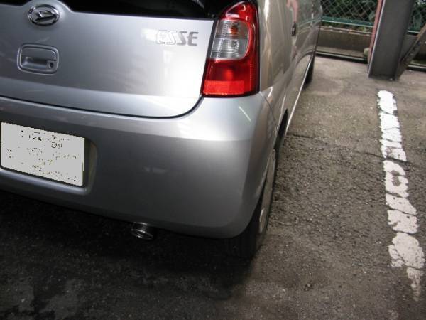 ★激安即決★エッセに装着ステンレス製マフラーカッター新品_画像2