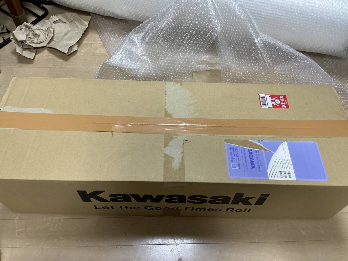 250TR（BJ250A）純正リヤフェンダー新品_画像5