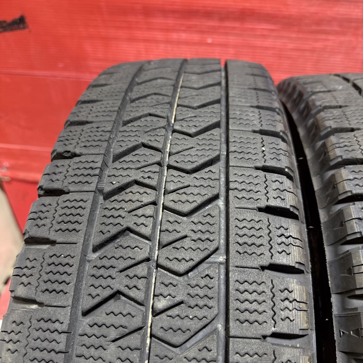 205/75R16 113/111N LT BRIDGESTONE ブリザック W989 205/75-16 ブリヂストン LT スタッドレス　2024年国産　バリ山　6本セット（D）_画像2