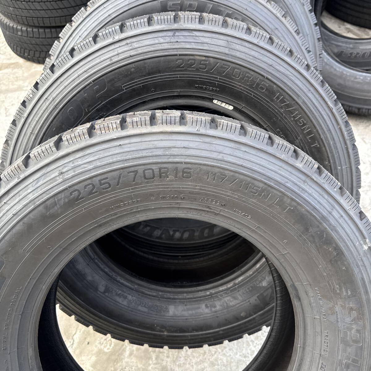225/70R16 117/115N LT DUNLOP SP LT22 オールシーズン　ダンロップ　LT 2022年国産　未使用品　4本セット_画像7