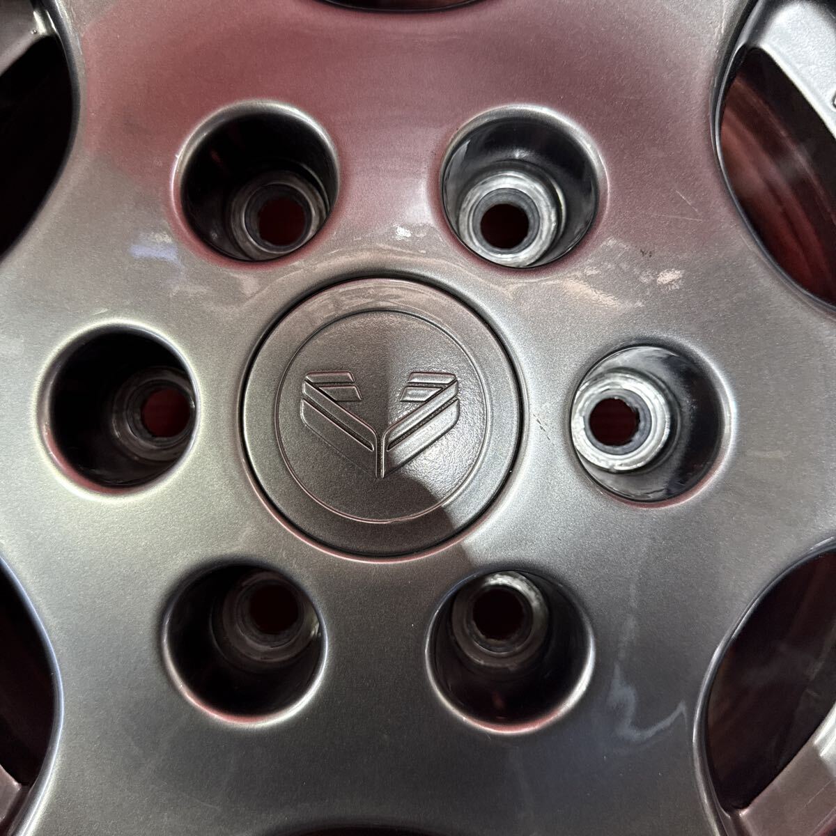 NISSAN NV350 キャラバン　純正ホイール　15インチ　6JJ PCD：139.7-6穴　オフセット：35 比較的に美品　4本セット_画像6