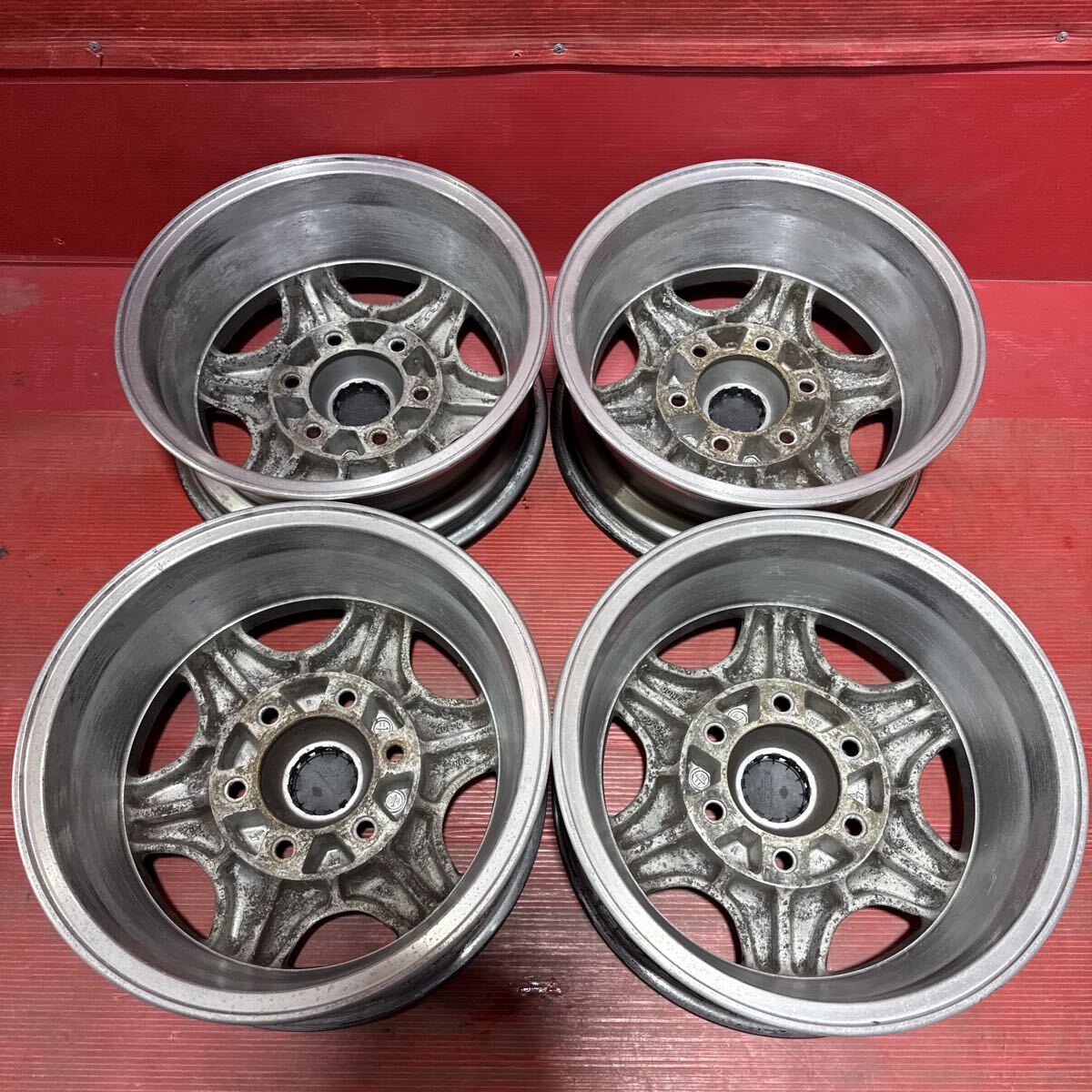 NISSAN NV350 キャラバン　純正ホイール　15インチ　6JJ PCD：139.7-6穴　オフセット：35 比較的に美品　4本セット_画像7