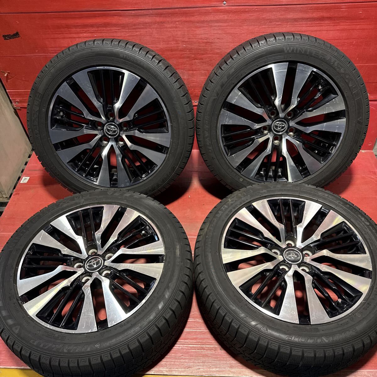 アルファード30 後純正ホイール 18x7.5J 114.3-5穴 +45 235/50R18(97Q) ダンロップ WM03 2022年国産 バリ山 4本セット_画像1