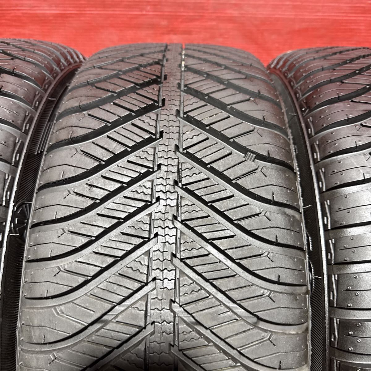 グッドイヤー　オールシーズン　205/55R16（91H）2025国産　ほぼ新品　4本セット_画像4