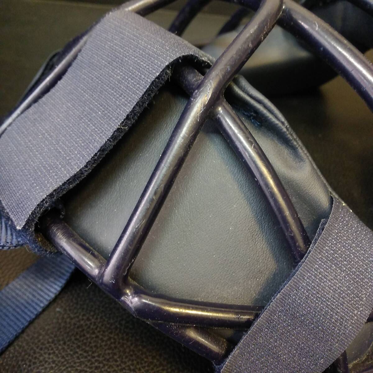 《野球》用品 「ミズノ：軟式用 キャッチャーマスク」 大人用 ネイビー JSBBマーク MIZUNO 捕手用 防具_画像8