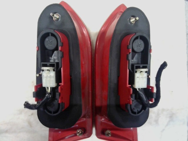 アルファ 156 GH-932AC テール左右セット四点セット 傷 4ドアセダン_画像4