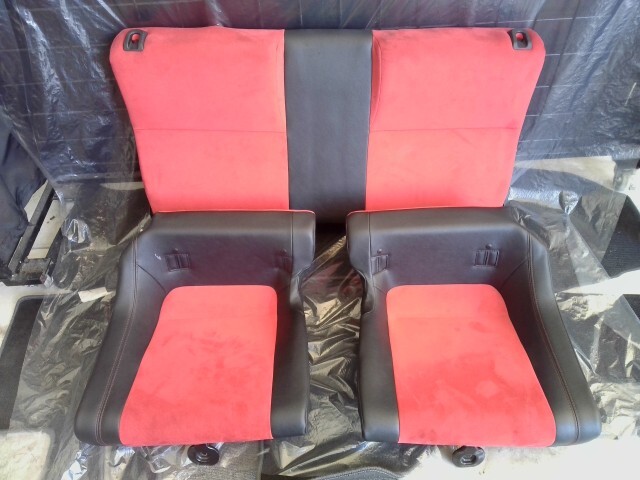 ８６ DBA-ZN6 リアシート 3点セット Rシート FA20 TX6A8GD90A AT_画像1