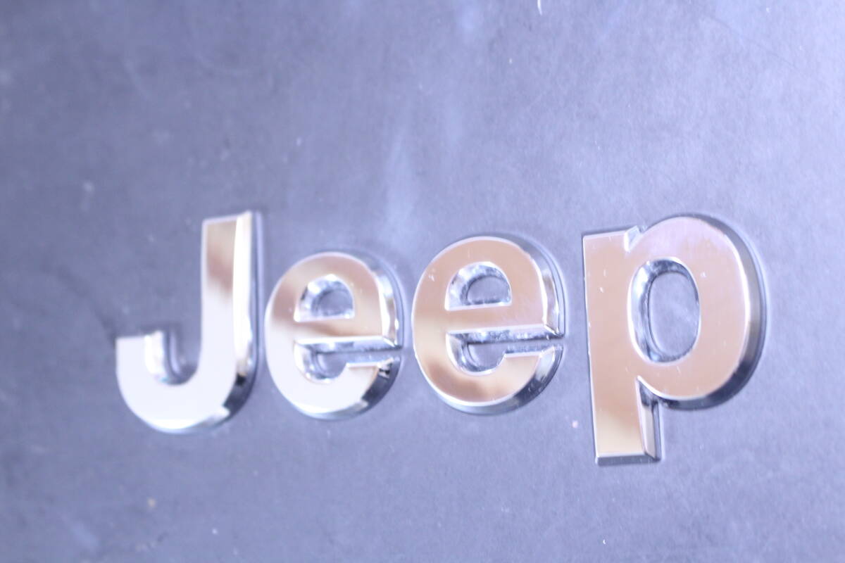 純正品！ JEEP ジープ フロント エンブレム メッキ 純正 中古_画像5