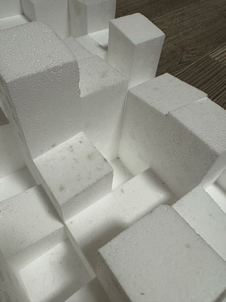 YM1418 ViCOUSTIC VicStudio Box Multifuser マルチフューザー マットホワイト 1枚 595mm×595mm×147mm 吸音 拡散 音響設備 壁 天井_画像3