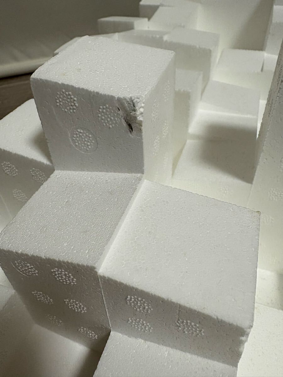 YM1419 ViCOUSTIC VicStudio Box Multifuser マルチフューザー マットホワイト 1枚 595mm×595mm×147mm 吸音 拡散 音響設備 壁 天井_画像6