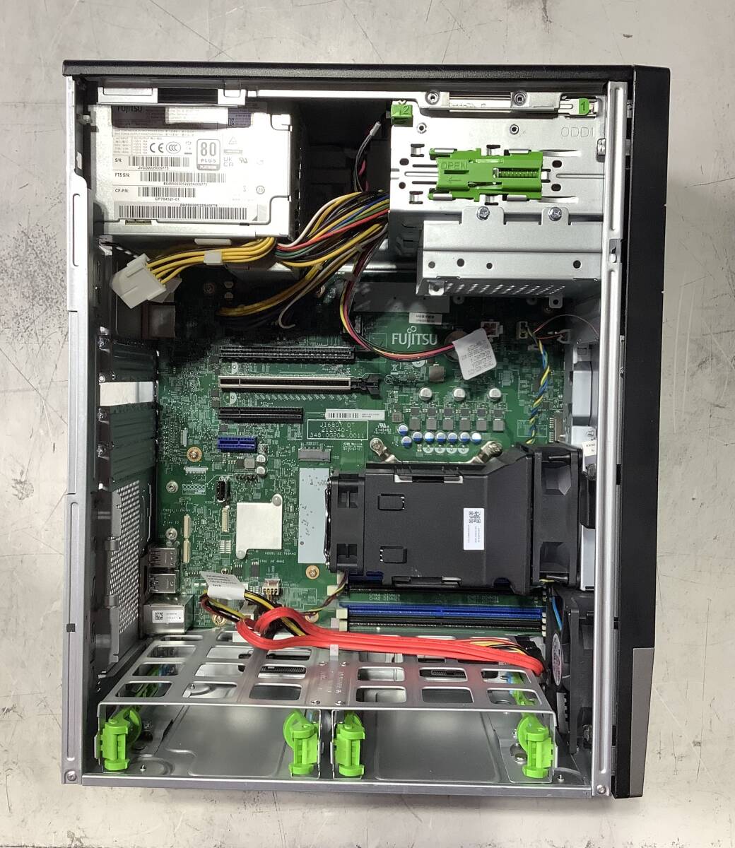 K7111090 FUJITSU CELSIUS W5012(core i7-12th仕様) 1点【通電OK、複数出品】_画像5