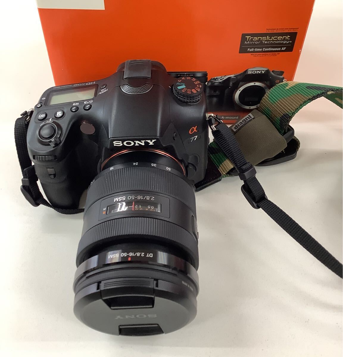 NO921 ソニー デジタル一眼レフ デジタル一眼レフカメラ　α77 良品_画像2