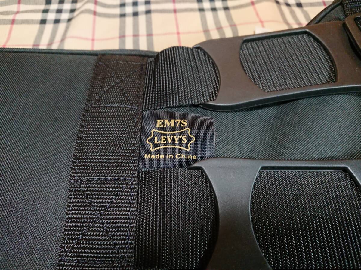 【新品未使用 長期保管品】 LEVY'S EM7S レヴィース エレキギター用 ポリエステル製 ギグバッグ (ソフトケース)_画像8