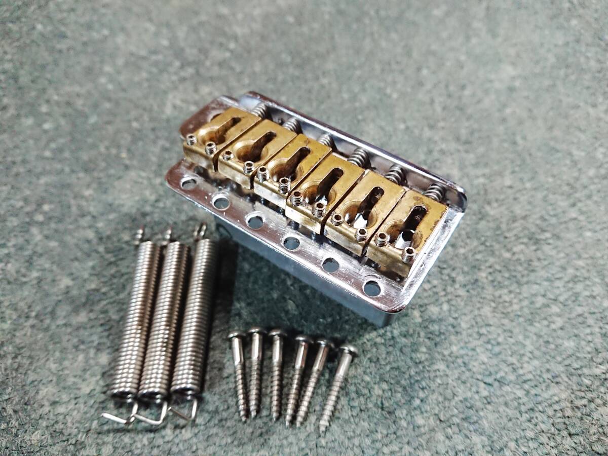 【希少品】1985年製 FERNANDES Brass Saddle Synchronized Tremolo Bridge フェルナンデス・ゴトー シンクロ ブリッジ ブラスサドル_画像1