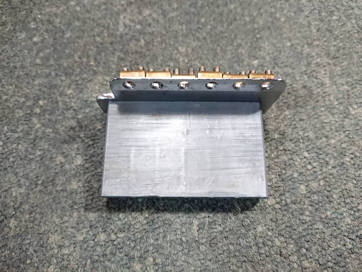 【希少品】1985年製 FERNANDES Brass Saddle Synchronized Tremolo Bridge フェルナンデス・ゴトー シンクロ ブリッジ ブラスサドル_画像5