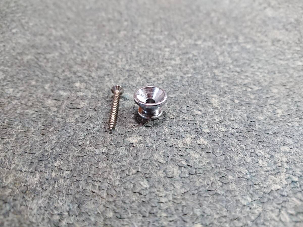 1990年代製 SCHECTER NV-3-22 BW 用 ストラップピン ニッケル 1個 ビス付き シェクター_画像2