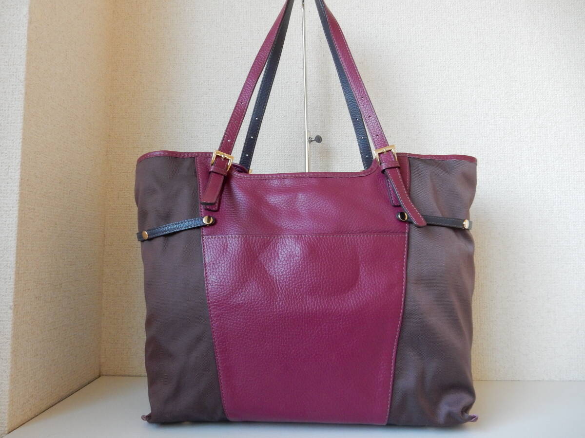 本革×ナイロン☆PELLE BORSA(ペレボルサ)☆A4対応☆6ポケット☆肩掛けOK☆トートバッグ ラズベリー(金具ゴールド)_画像5
