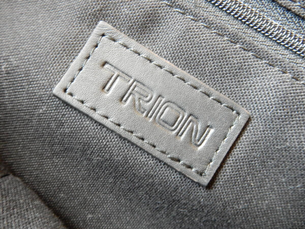 本革☆TRION(トライオン)☆A4対応☆5ポケット☆トートバッグ　ブラック(金具シルバー) _画像10