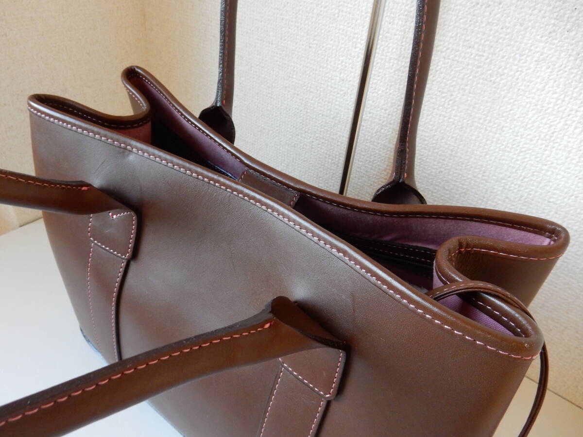 本革☆横浜元町Kitamura(キタムラ)☆B5対応☆トートバッグ(ポーチ付き)ブラウン(金具ゴールド) _画像8