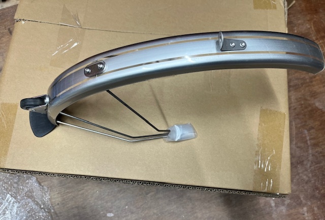 中古ブロンプトン用リアフェンダー_画像1