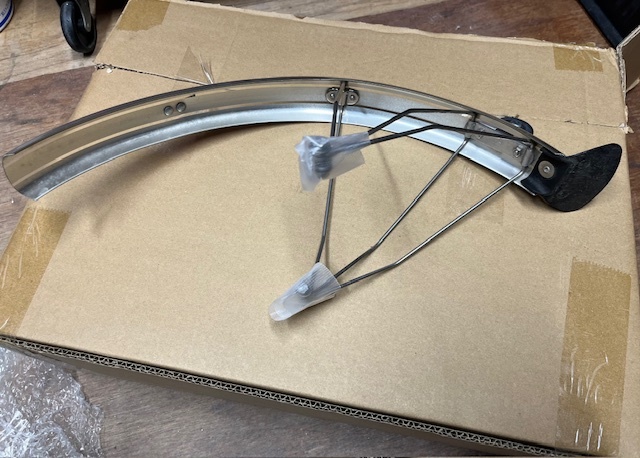 中古ブロンプトン用リアフェンダー_画像9