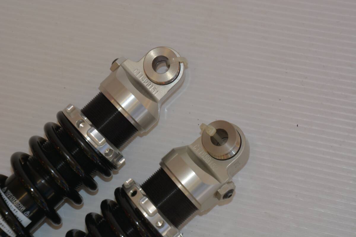 希少 VRSC VRSCDX YSS PMC Z366アジャスタブルサス 新品 RZ366-320TRJ-10-88 ナイトロッドSPL Vロッド VRSCA 320mm 車高調付き_画像5