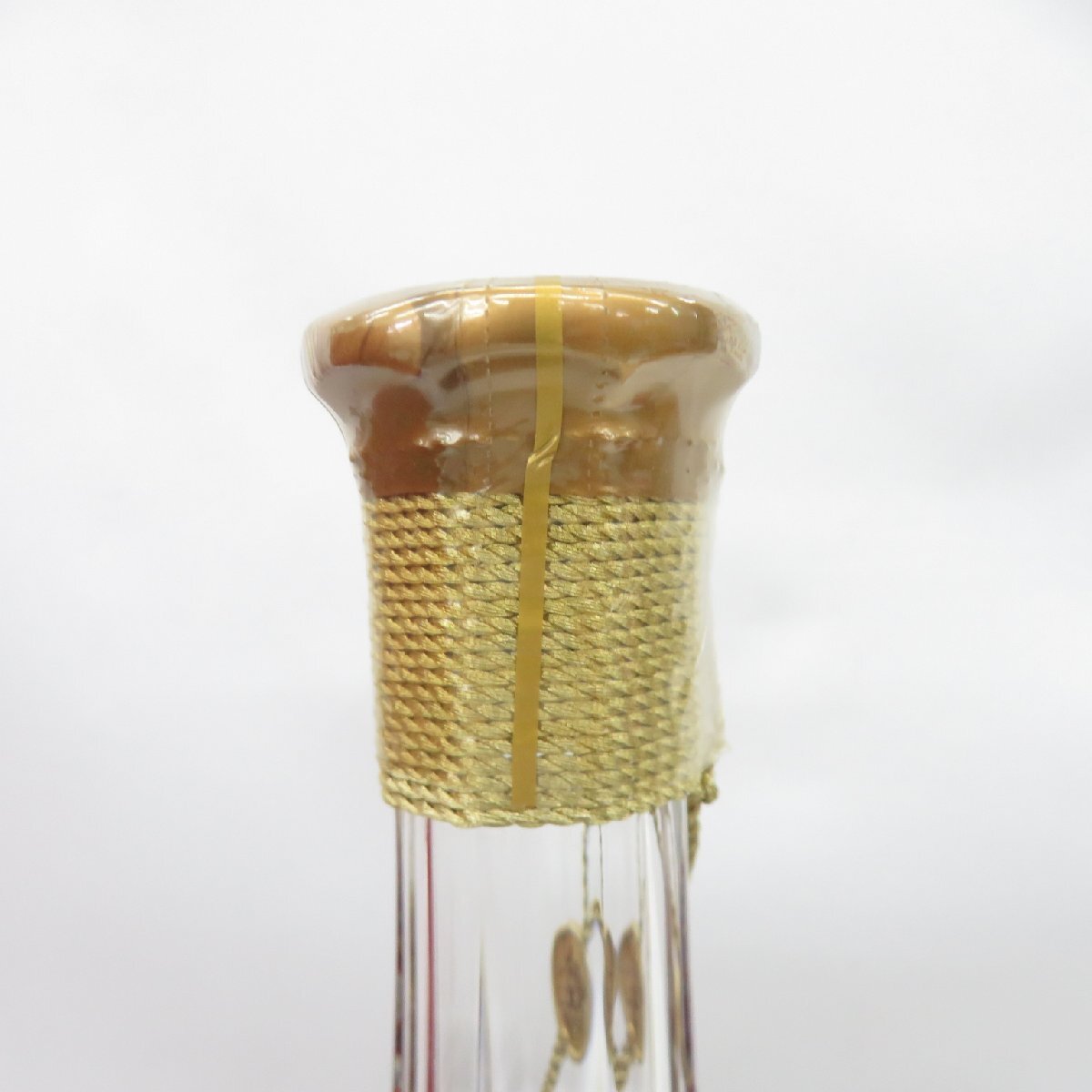 【未開栓】CAMUS カミュ ミシェル ロイヤル バカラボトル ブランデー 700ml 40% 箱/替栓/冊子付 11982668 1130_画像4