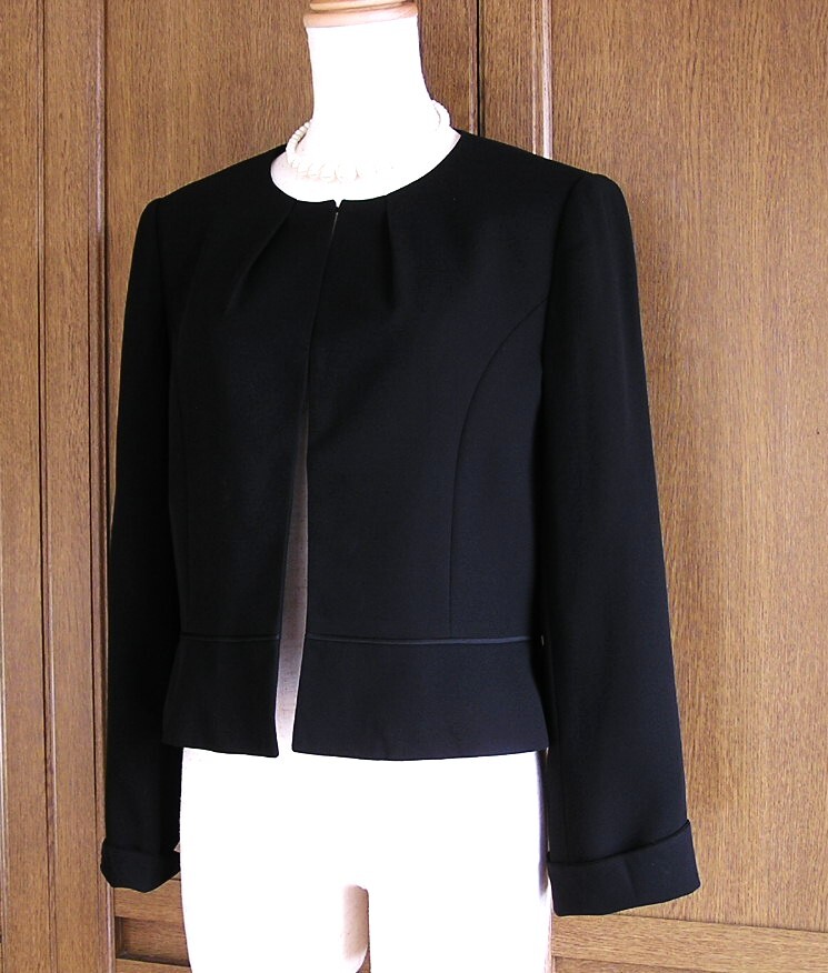 東京ソワール/Coccolussi/黒ワンピース 前ファスナー 7分袖 ポケット有×ジャケット/冠婚葬祭 スーツ/20～30代/9号/ブラックフォーマル_画像7