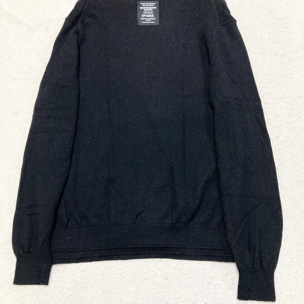 極美品 パーリーゲイツ PEARLY GATES マスターバニー MASTERBUNNY ニット セーター ゴルフウェア GOLF 6 XL センター ロゴ 黒 限定品 長袖_画像8