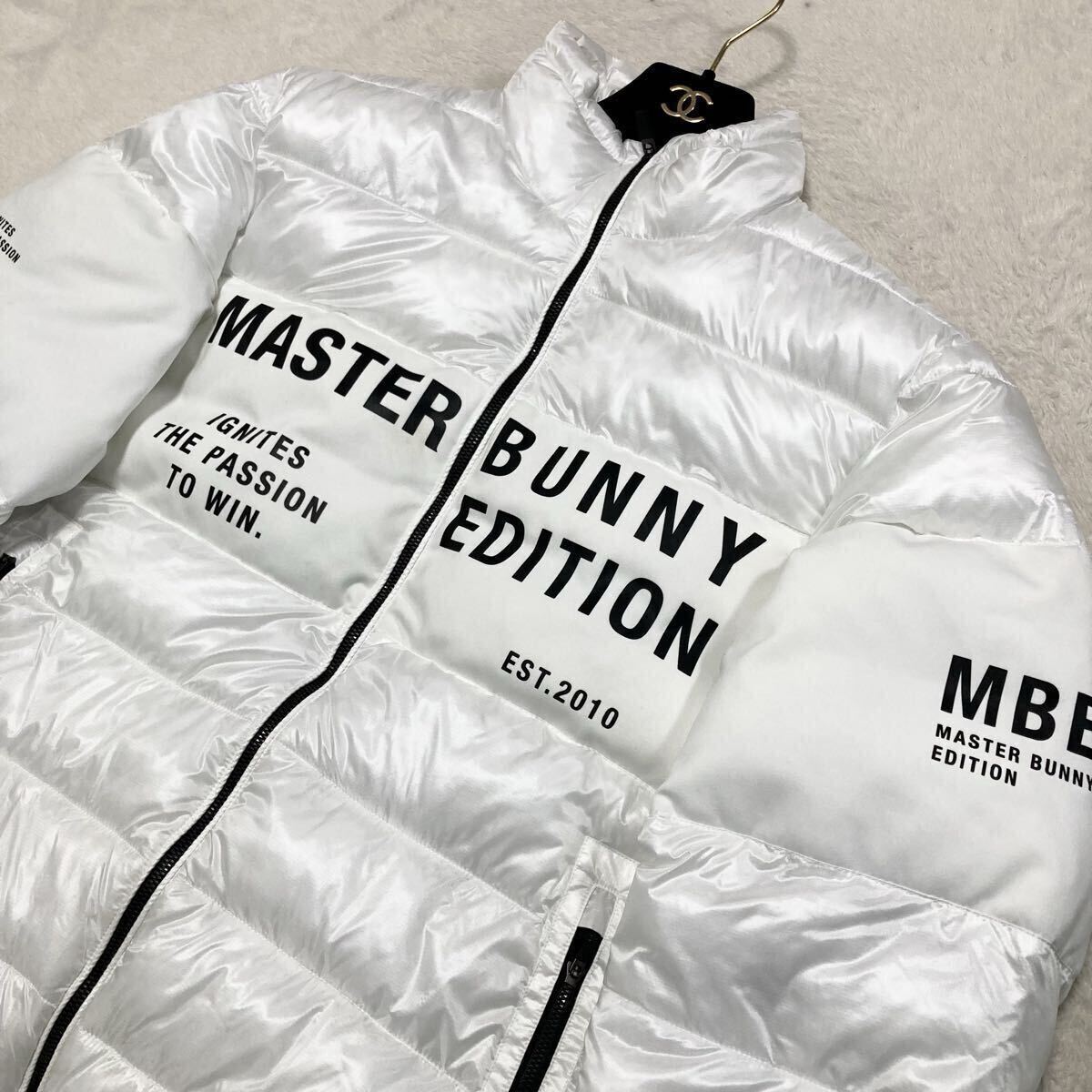 極美品 現行 パーリーゲイツ PEARLY GATES MASTERBUNNY マスターバニー ダウンジャケット ゴルフウェア GOLF 6 LX センター ロゴ 白 長袖_画像2