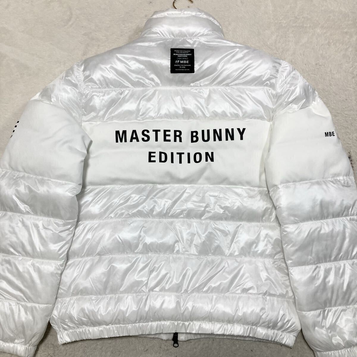 極美品 現行 パーリーゲイツ PEARLY GATES MASTERBUNNY マスターバニー ダウンジャケット ゴルフウェア GOLF 6 LX センター ロゴ 白 長袖_画像6