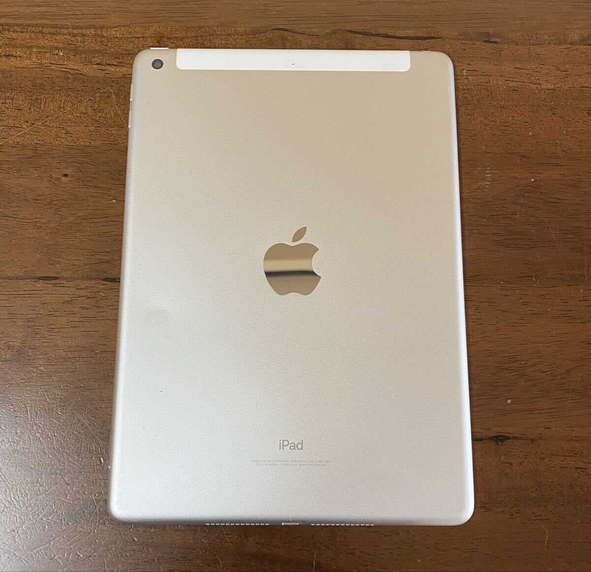 Apple iPad (第6世代)128GB_画像1